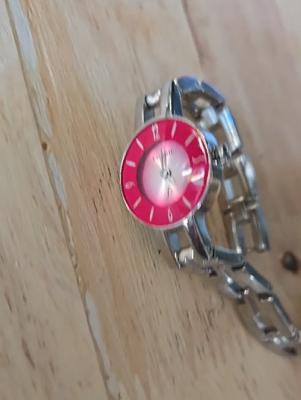 Fossil Silver Link Watch with Bright Pink Dial